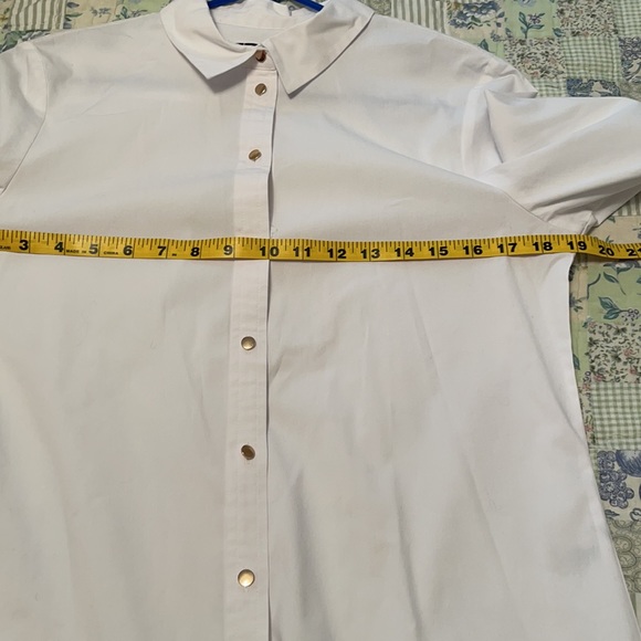 Ivanka Trump White Button Front Shirt- M - Picture 7 of 8